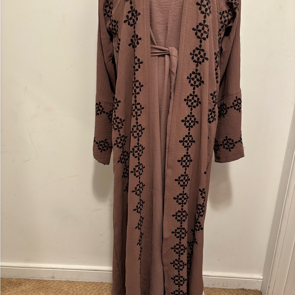 Muave Long Abaya with Black Floral Pattern